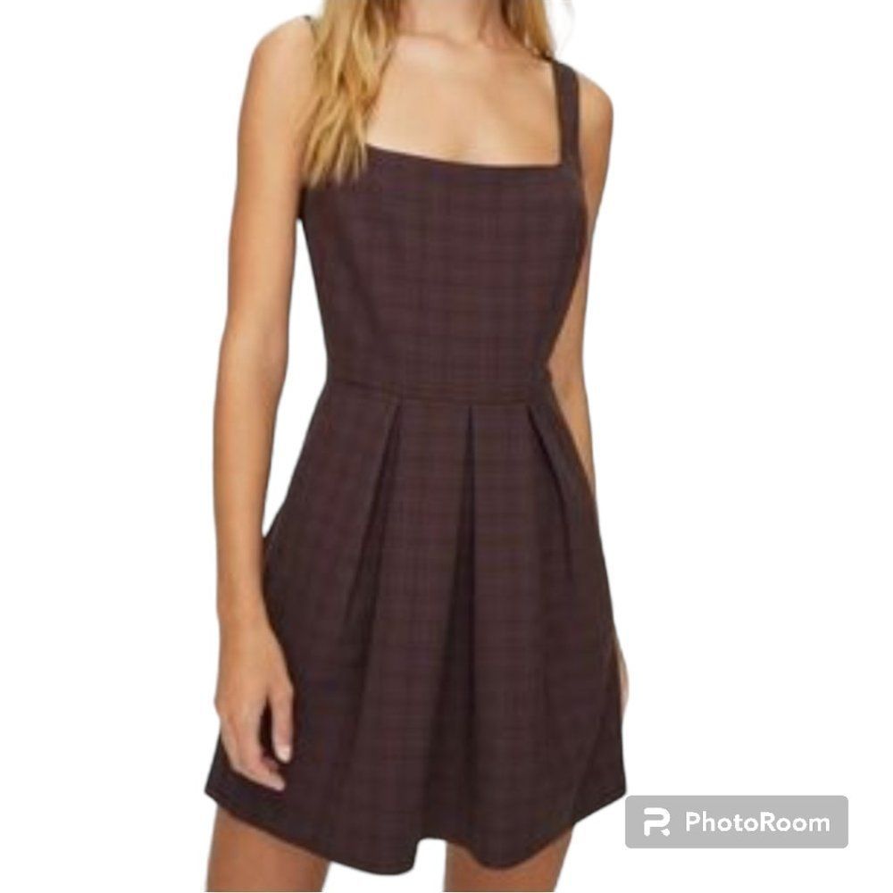 Aritzia Tasha square neckline check mini dress, size 4